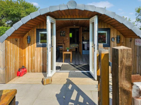 Glamping Pod 1